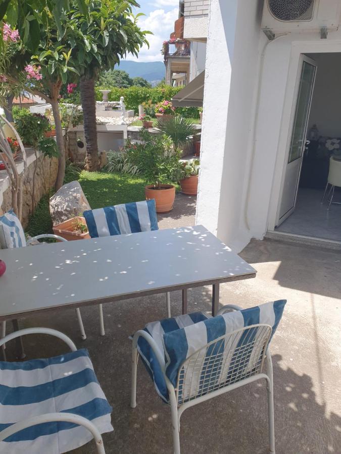 Apartments Skoljka غييكا المظهر الخارجي الصورة