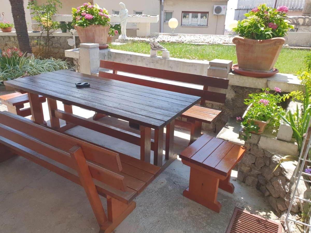 Apartments Skoljka غييكا المظهر الخارجي الصورة